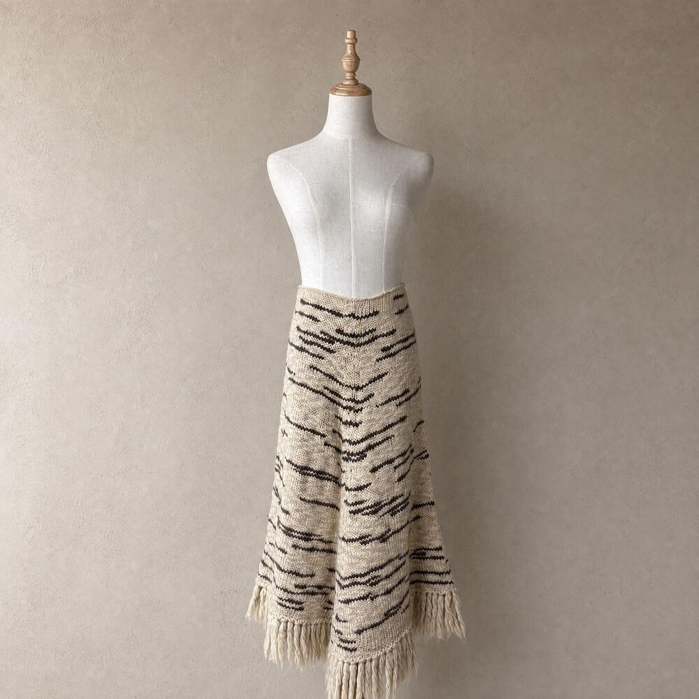 Ralph Lauren Vintage Hand Knit in Uruguay Fringe Skirt Natural | M